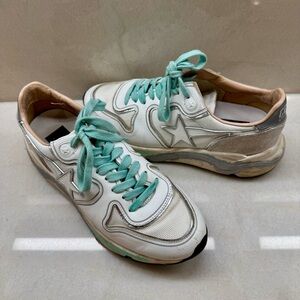 Golden Goose Sneakers